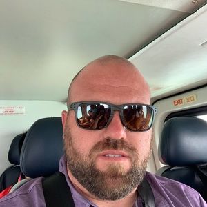 Meet your Posher, Josh